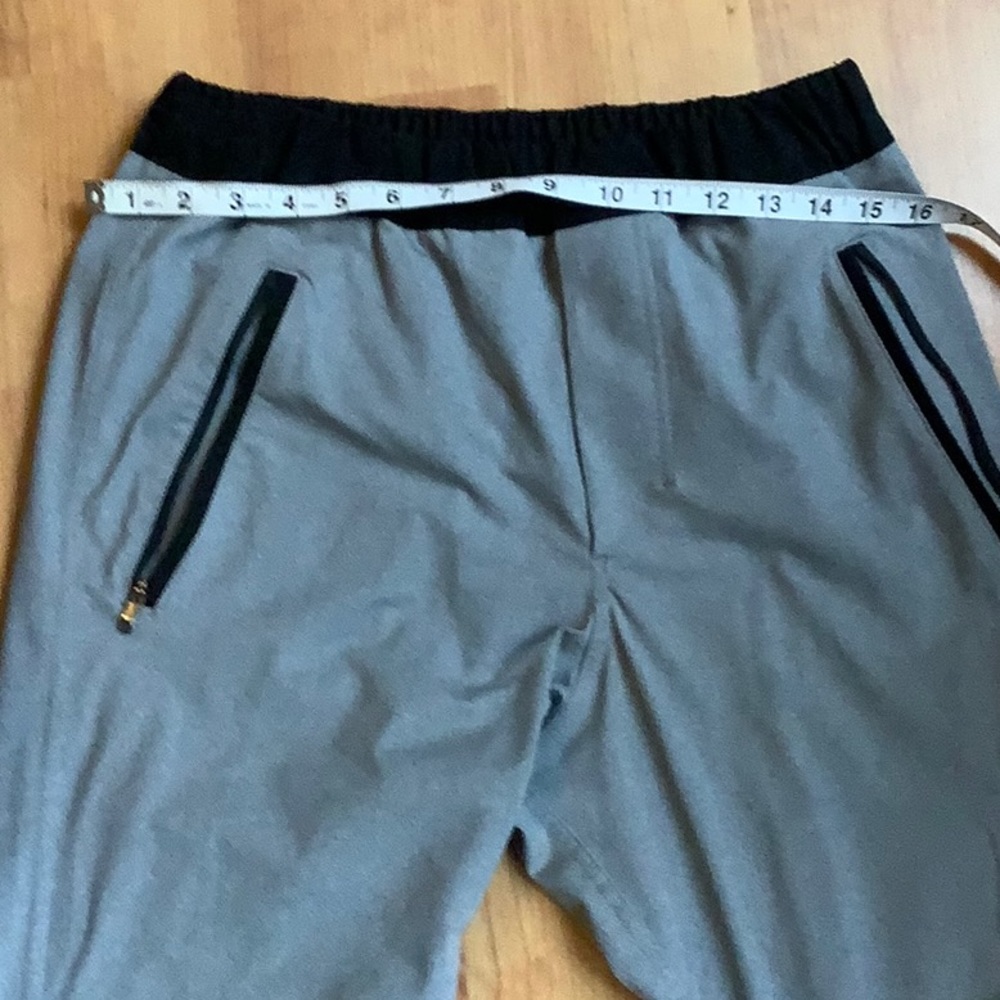 Lululemon jogger pants